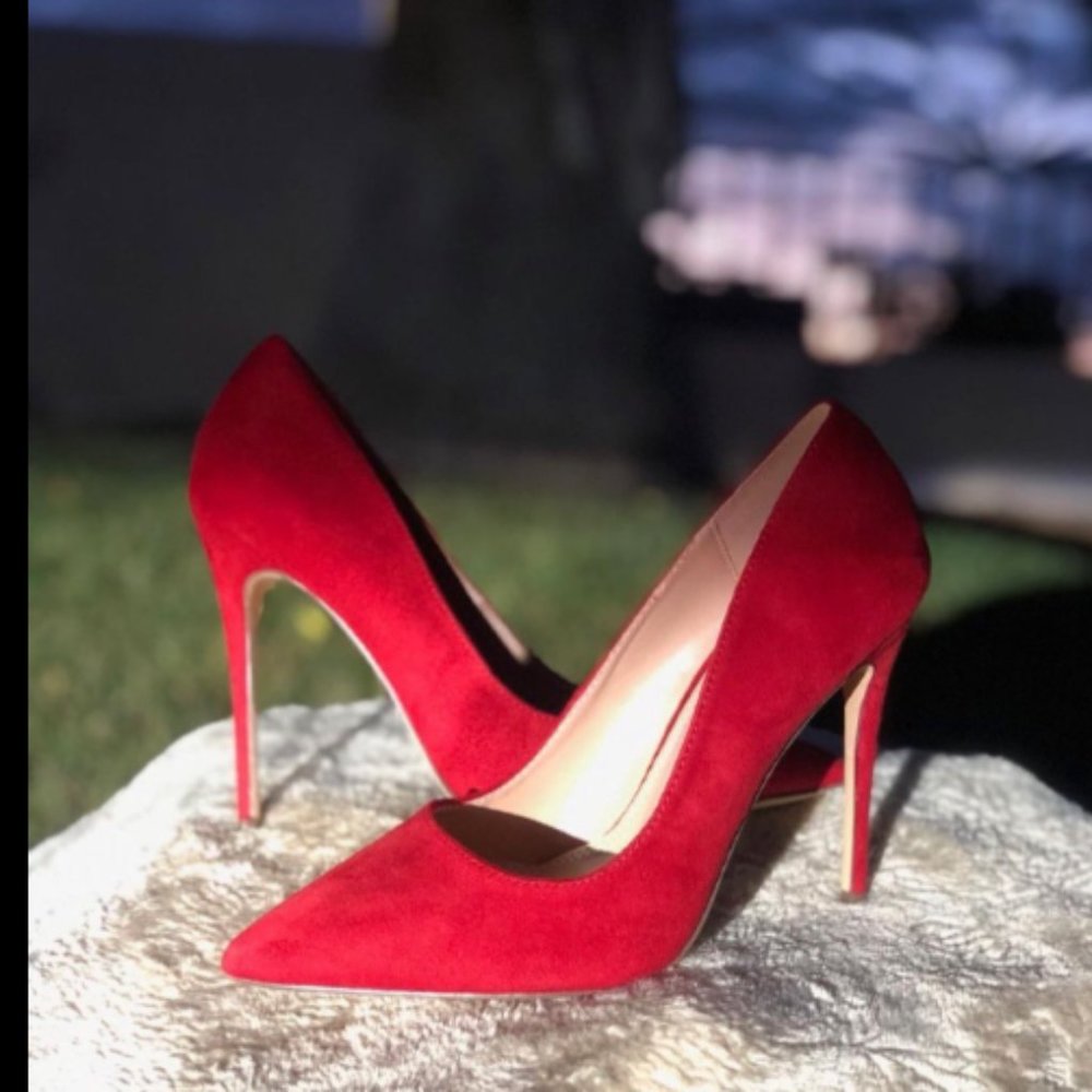 Liliana Red Pumps